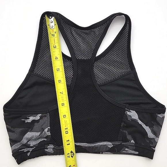 ⭐️3 / $30⭐️ Black Grey Camo High Neck Mesh Racerback Sports Bra  Size Medium - Picture 10 of 10